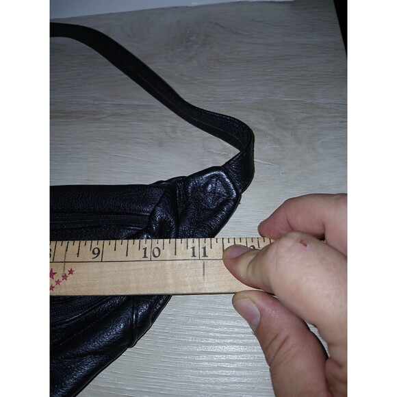 Wilsons Genuine Leather Fanny Pack Black With American Flag Closure Vintage - Picture 4 of 16